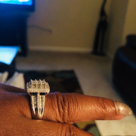 My new ring - Picture 3 of 3